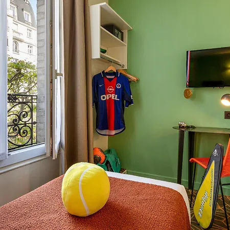 Olympic Paris By Patrick Hayat 3*
